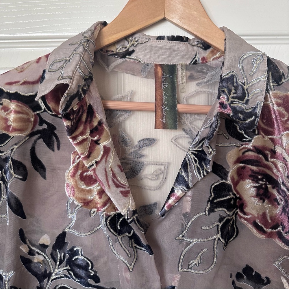 Aratta Silent Journey Floral Semi Sheer Burnout Top Sz M Feminine Fairy - Picture 3 of 11